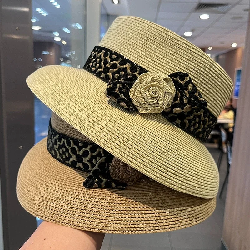 Women's Summer Straw Hat: Leopard-Print Flat-Top Hat, Korean-Style Fashionable Sun Hat, Casual and Elegant Beach Sun Hat