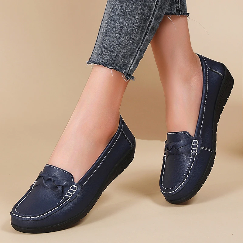 Leather Wedge Women Flats Fashion Black Women Shoe Slip On Women Casual Shoes Moccasins Tenis Chaussure Femme Plus Size