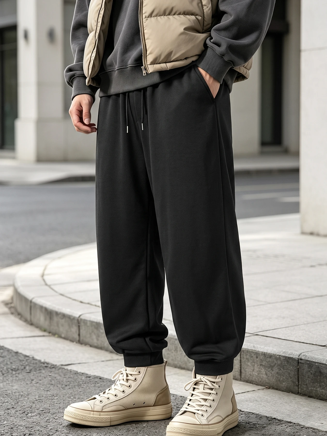 

Men Oversized Baggy Wide Thigh Jogger Sweatpants 100% Polyester Elastic Drawstring Rib Ankle Cuff Lightweight Breathable Urban