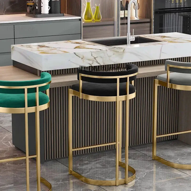 

Nordic Designer Flannel Bar Chairs Leisure High Bar Stools Simple Bar Furniture Italian Leisure Iron Bar Chair Custom Bar Stool