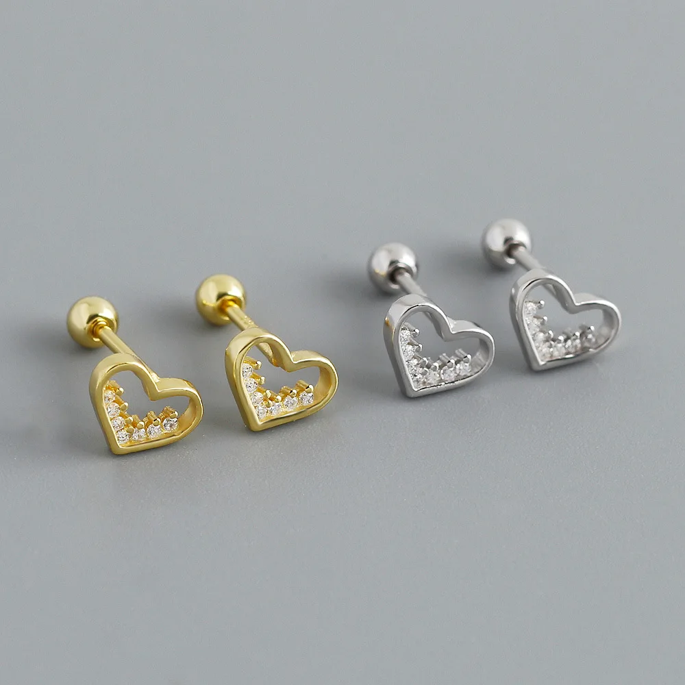 

CCFJOYAS Hypoallergenic Minimalist 925 Sterling Silver Heart-shaped Screw Earrings Mini Cute love Piercing Earrings Jewelry Gift