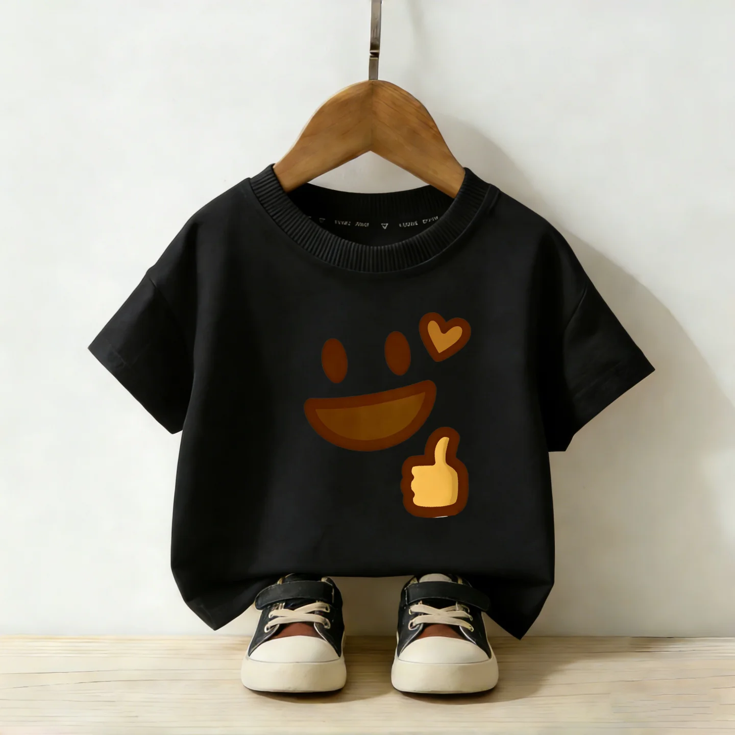 Cartoon Smiley Face Super Beautiful Top, Summer Children's Short Sleeved Outdoor T-shirt, New Thin Top, Parent-child Outfit