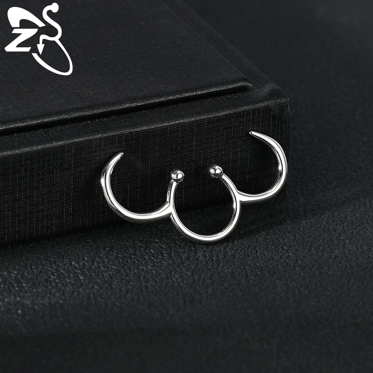 ZS 1 Piece Punk Stlye Fake Septum Ring For Men Women Irregular Nose Cuff Cyberpunk Non Piercing Clip On Nose Piercings Jewelry