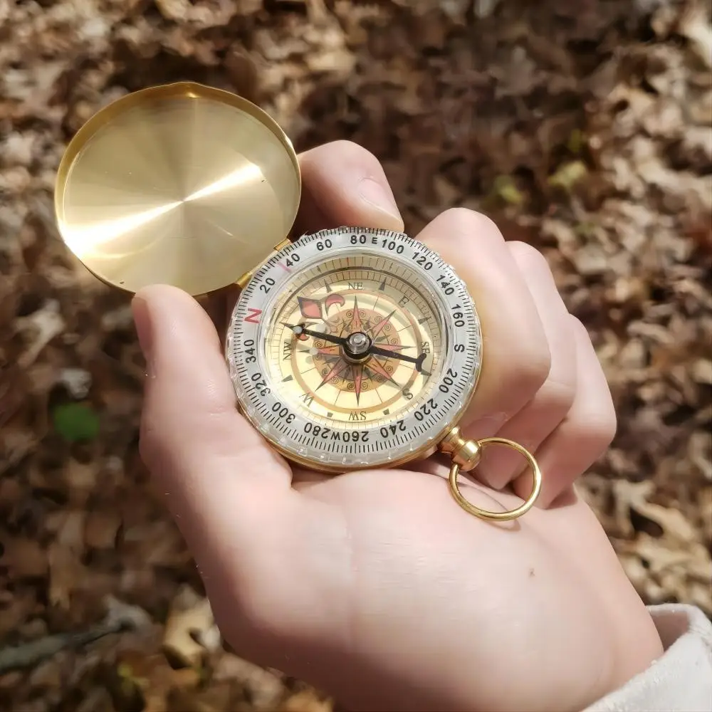 High Quality Camping Hiking Pocket Brass Golden Compass Portable Compass Navigation For Outdoor Activities