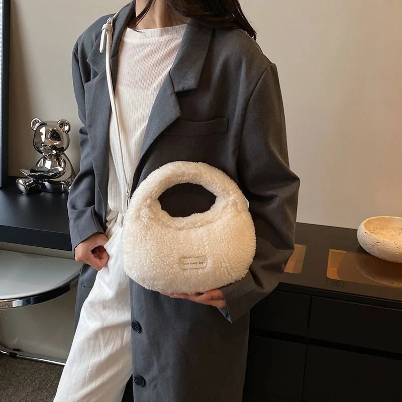 New Popular Fashion Coarse Wool Versatile One Shoulder Underarm Bag Crossbody Bag  Faux Fur Women Handbag