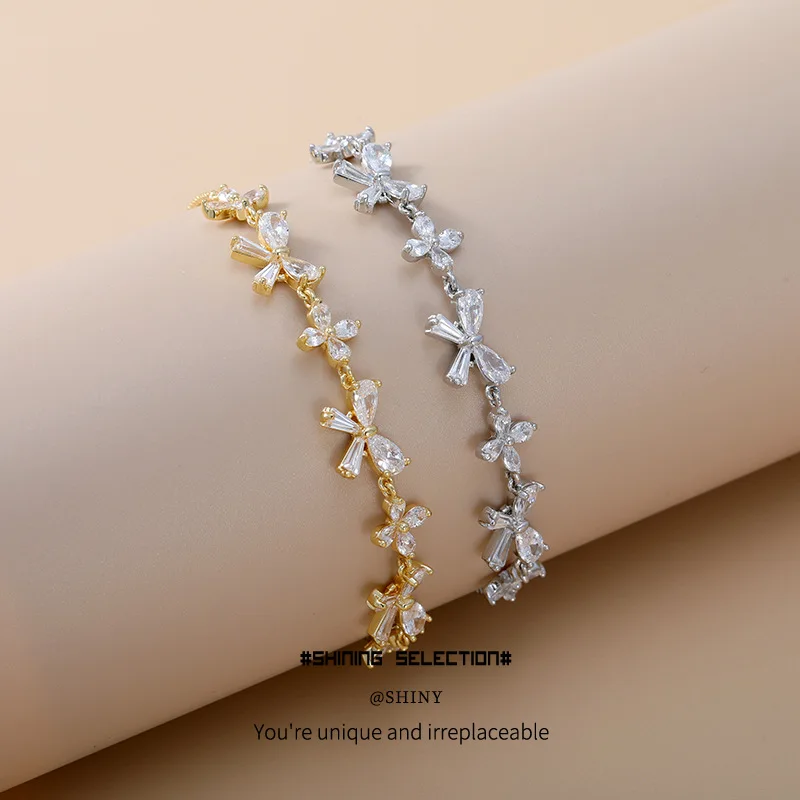 2026 New European and American Sparkling Bow Bracelet High Quality Zircon Drawable Fashion Commuter Gift for Women