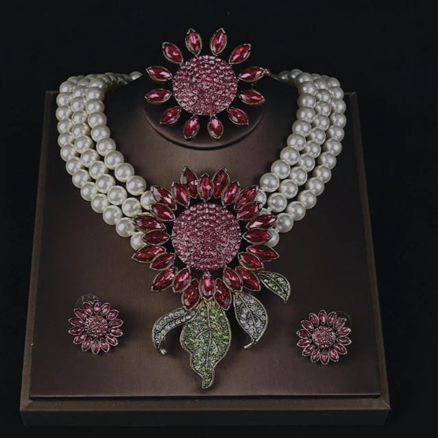 

Antique Jewelry iris jewelry Set Necklace Brooch Earrings Set Dress Dinner Jewelry Set