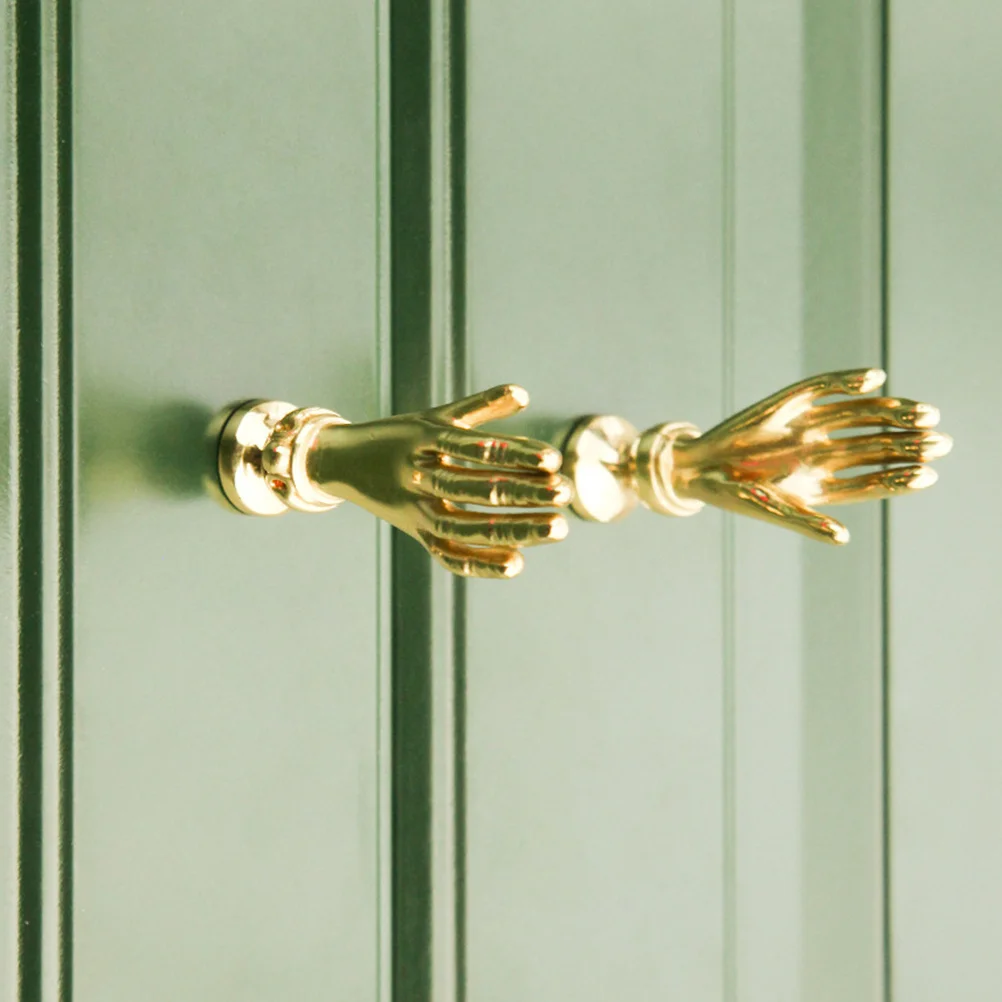 

2Pcs Brass Cabinet Knob Hand Shape Dresser Pull Furniture Knob Wardrobe Handle Durable Rust Resistant Decorative