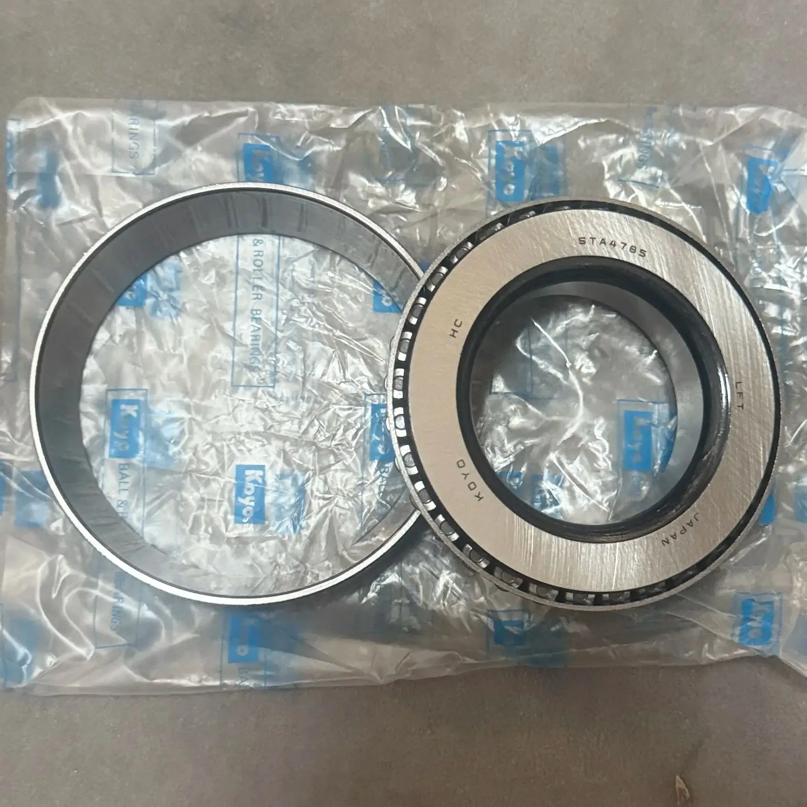 

Адаптируйте подшипник раздаточной коробки ST4085 ST4870 35KC62 R38-9/R41Z-20