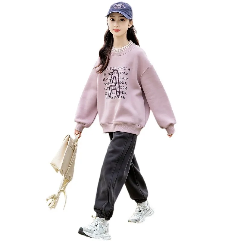 

Новая модная кофта для девочек 2026 года: весенне-осенний свитер в иностранном стиле, базовая рубашка, повседневный топ для подростков и старших девочек