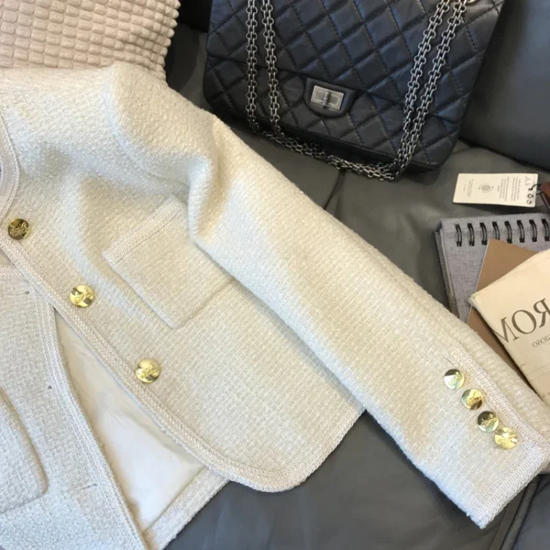 Chaqueta corta de manga larga con botones dorados Elegante chaqueta de tweed de lana de invierno para mujer Lujoso abrigo corto vintage de otoño