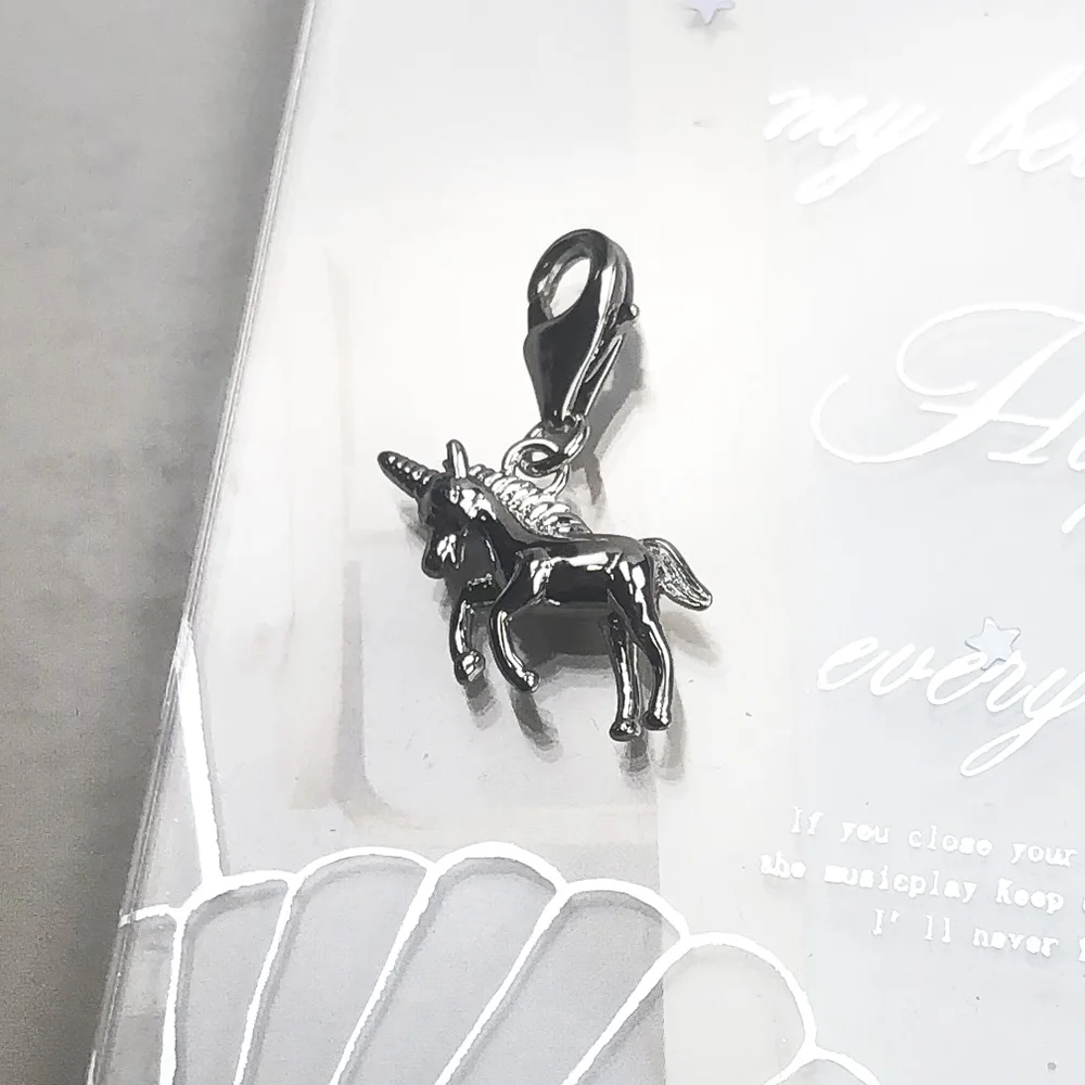 Hängender Anhänger Einhorn, neuer edler Schmuck, echtes 925er Sterlingsilber, Vintage-Geschenk für Damen und Herren – Detail 6