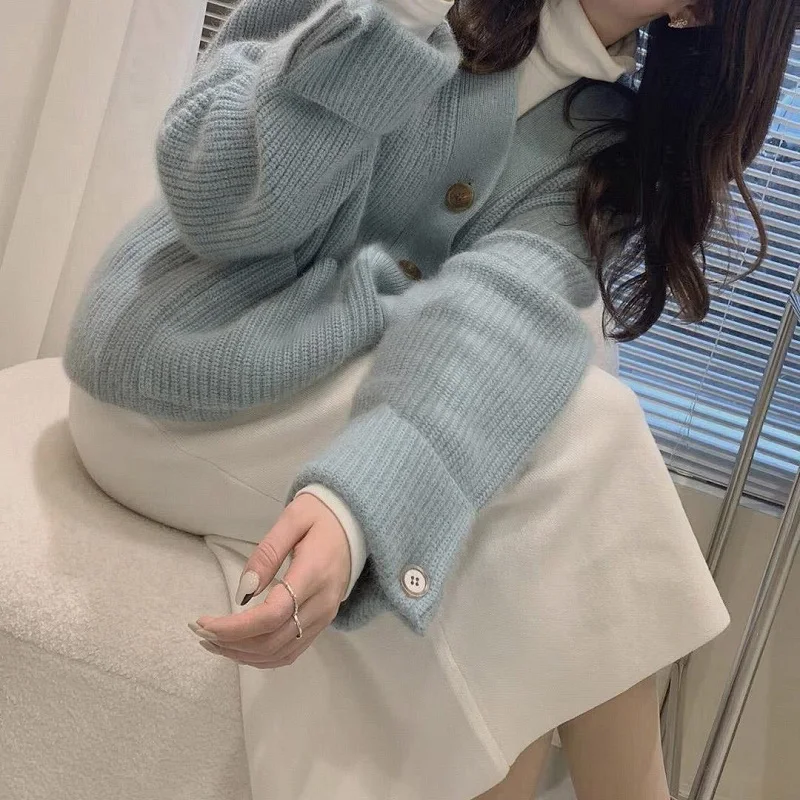 Korean Version Of V-Neck Soft Waxy Sweater Female Autumn Winter Single-Breasted Loose With Lazy Wind Knitted Cardigan Coat Tide