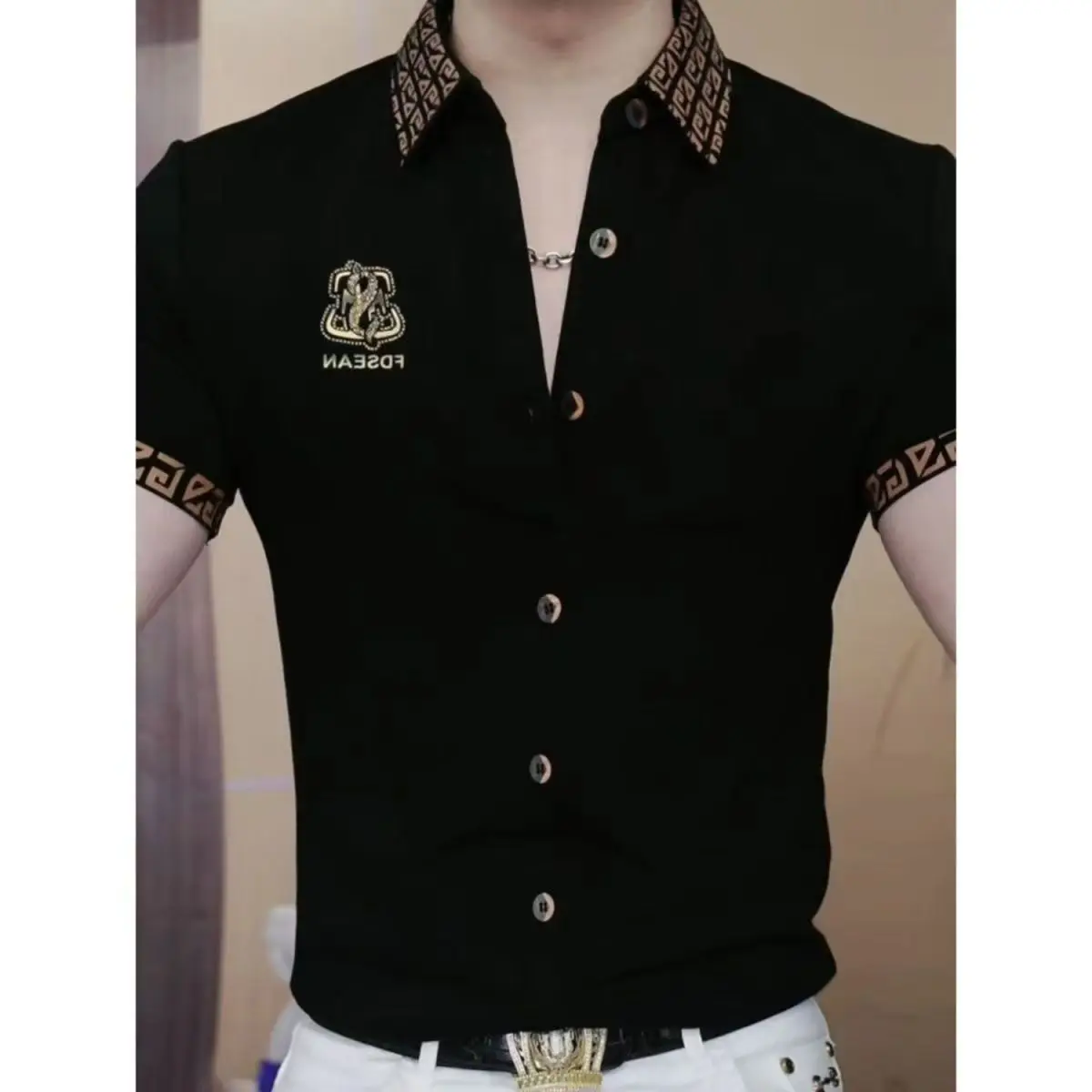 

Men's Fashionable and Casual Summer Half-sleeved Slim Lapel Versatile Thin Stretch Versatile Business Top