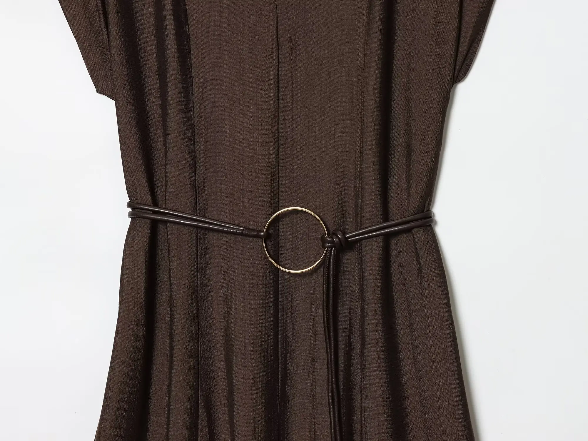 فساتين KONDALA Brown Chic لخريف 2025 للسيدات غير رسمية وشاحات بدون أكمام طويلة ثنيات فساتين نسائية عتيقة على الموضة