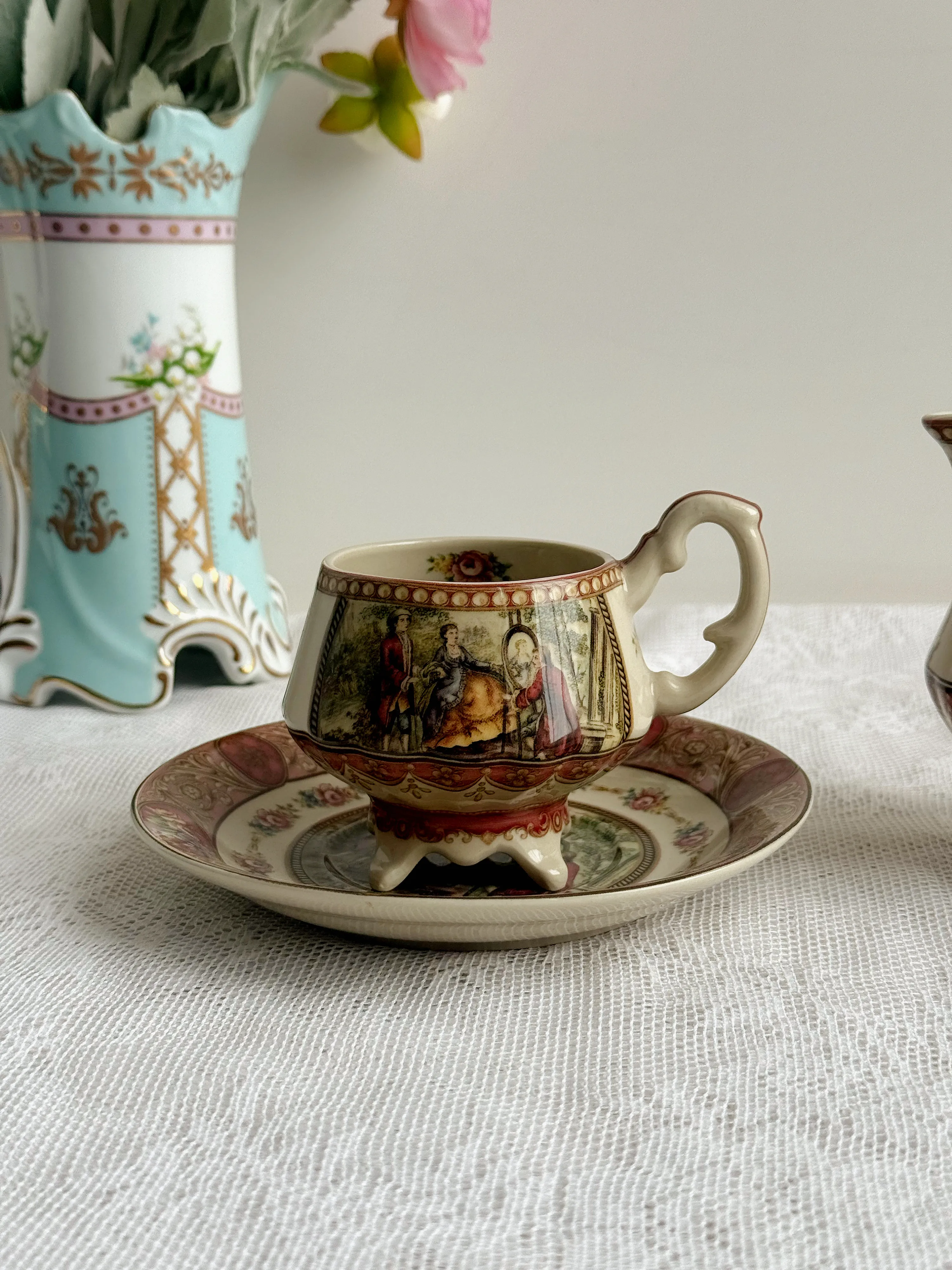 Tulip shaped ceramic black porcelain glazed coffee cup