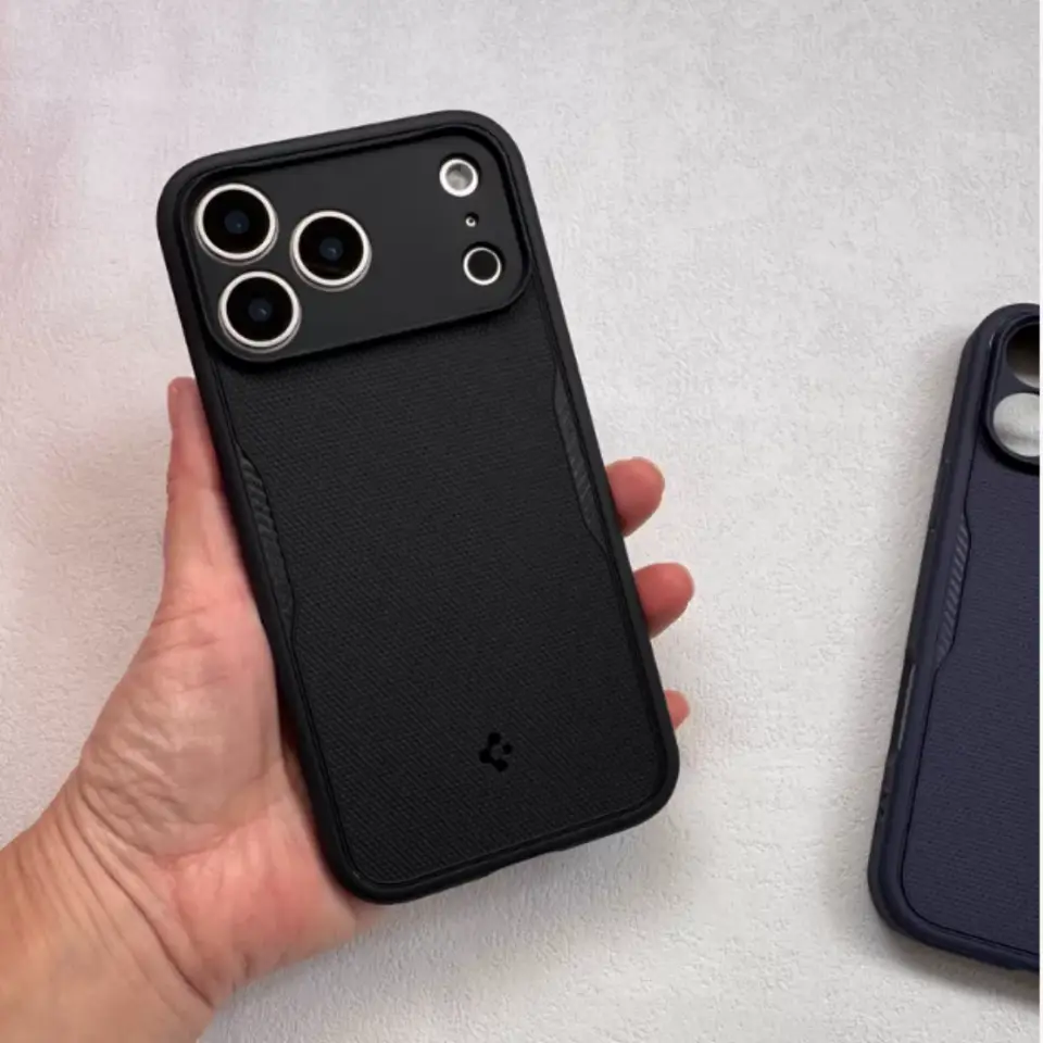 غطاء سبايجن Rugged Armor Magfit TPU مطفي مغناطيسي لهاتف آيفون Air 17 18 برو ماكس 17 برو لغطاء الشحن اللاسلكي MagSafe - 2