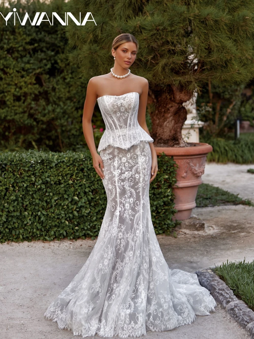 

Dreamy With Corset Lace Mermaid Long Wedding Dress Elegant Illusion Strapless Bridal Gown Customized Backless Dresses For Bride