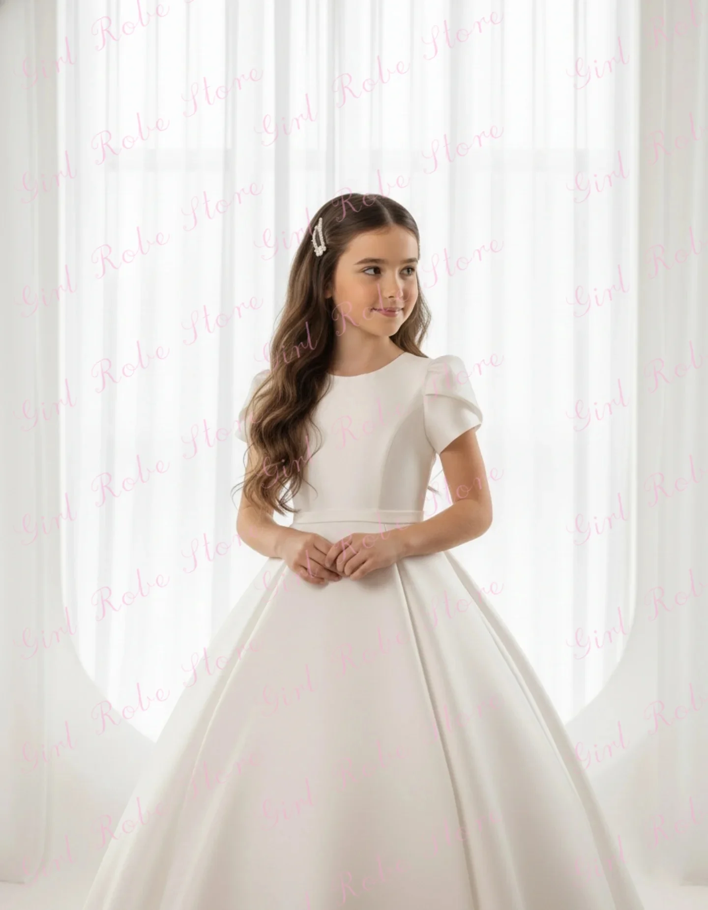 Ivory Satin Flower Girl Dress For Wedding Short Sleeve Floor Length Modest Elegant Princess First Communion Evening Banquet Gown