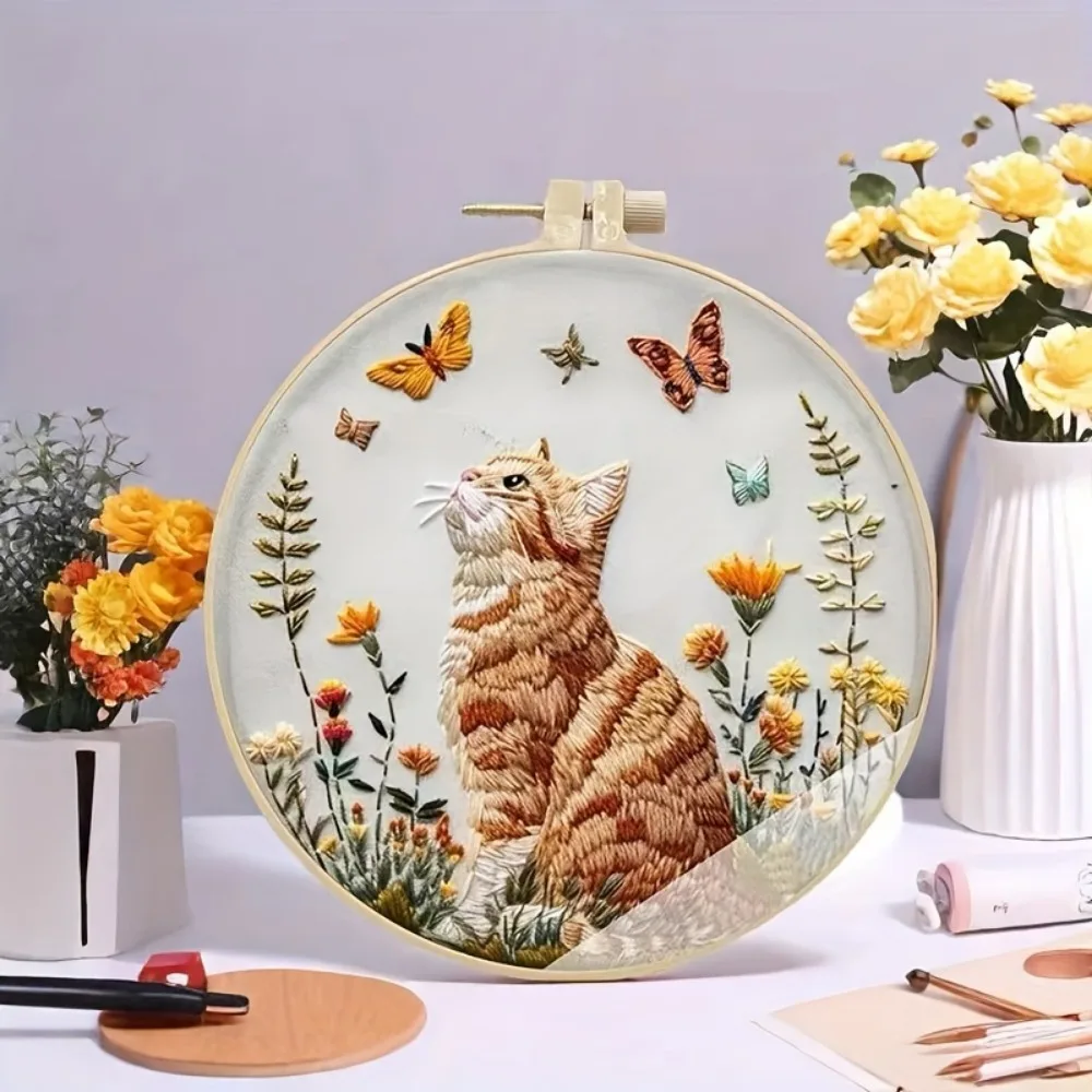 DIY Cat and Flower Embroidery Kit for Beginners - Complete handmade cross stitch kit, mixing colors, fabric materials and animal