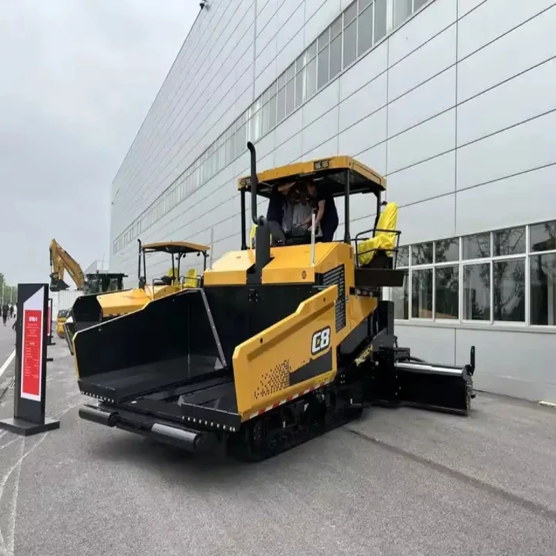 Asphalt Concrete Paver, SAP Series Road Construction Machinery, Equipped With High Performance Motor and Pump Core Components