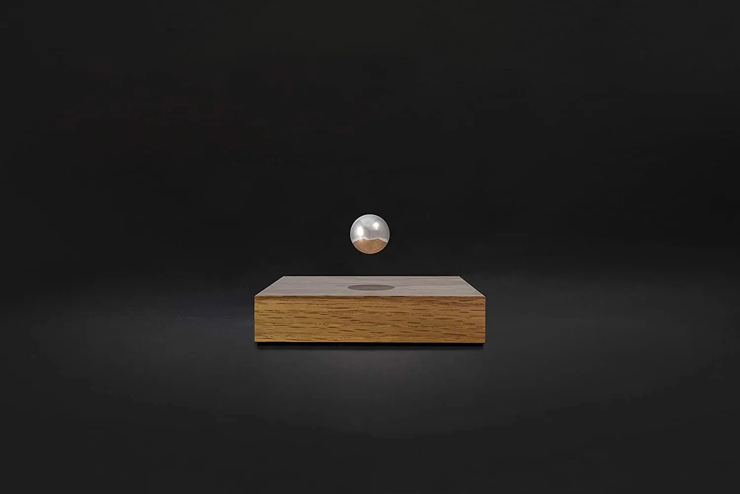 Floating magnetic ball desktop art ornament floating magic home decoration