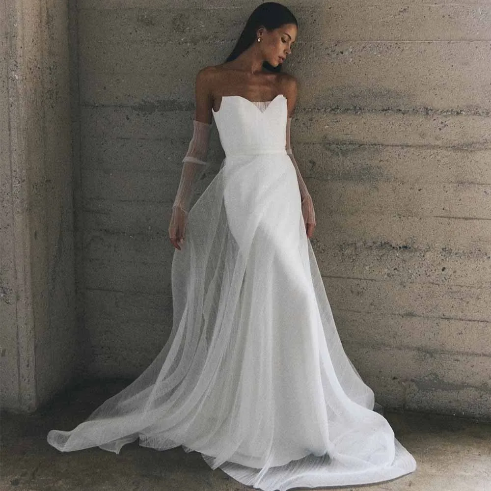 Modern Wedding Dresses Satin and Tulle Sheath/Column Wedding Party Dresses White Sweetheart Draped Tailing Wedding Dresses Women
