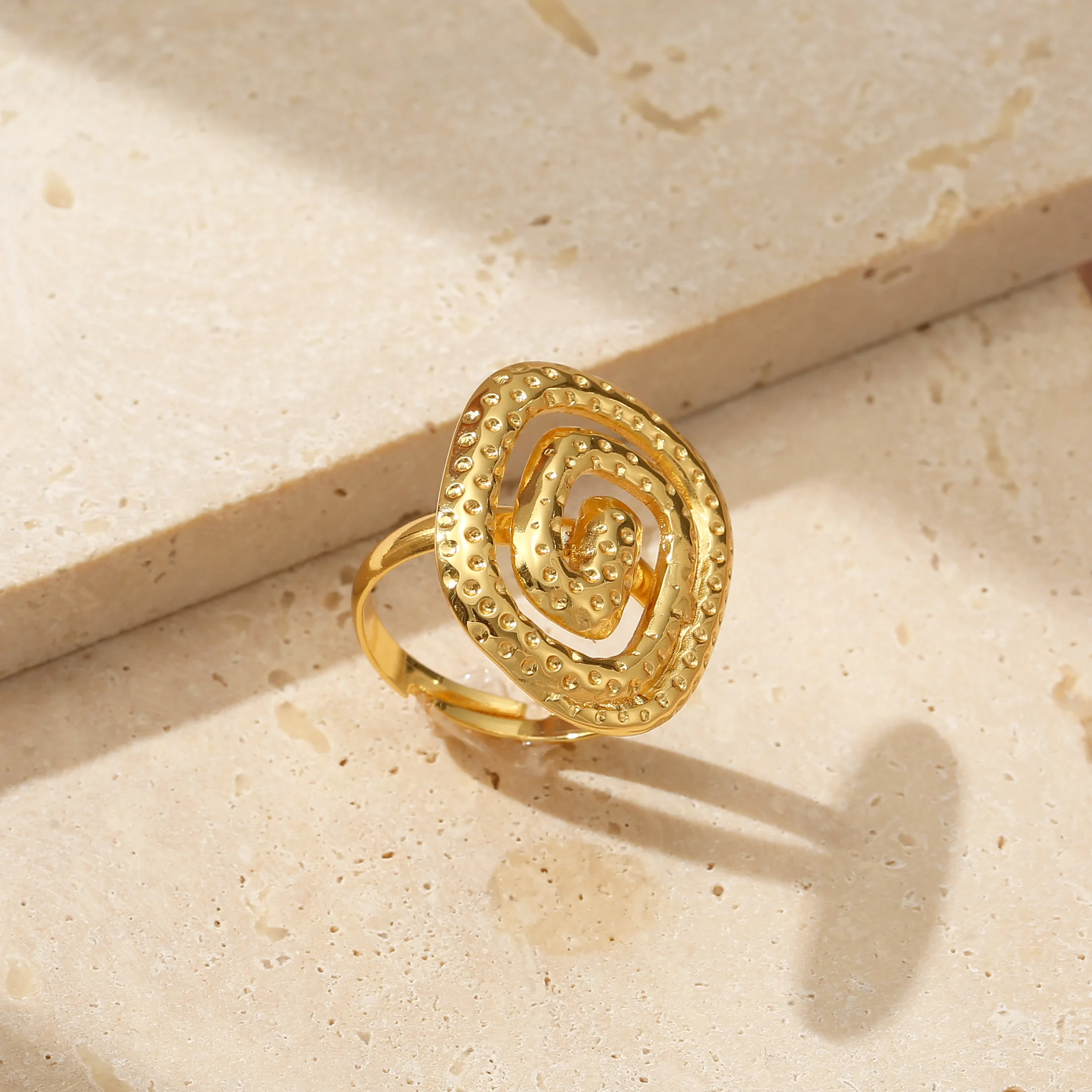 Golden Plated Abstract Swirl Hammered Open Ring for Women Vintage Trendy Jewelry Gift