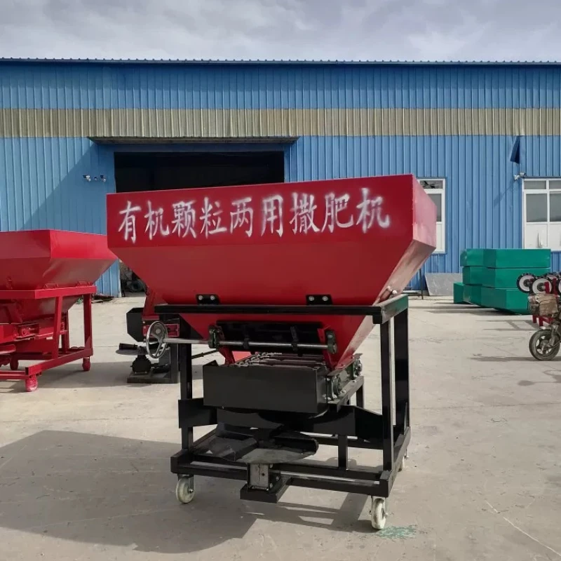 New dung truck Organic fertilizer Agricultural fertilizer spreader Tractor driven fertilizer applicator Cow and sheep chicken
