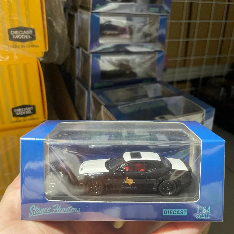 [In Stock] Stance Hunters 1/64 Alloy SRT Hellcat Texas Highway Patrol Police‑Car Model, Openable Hood, Collectible Vehicle