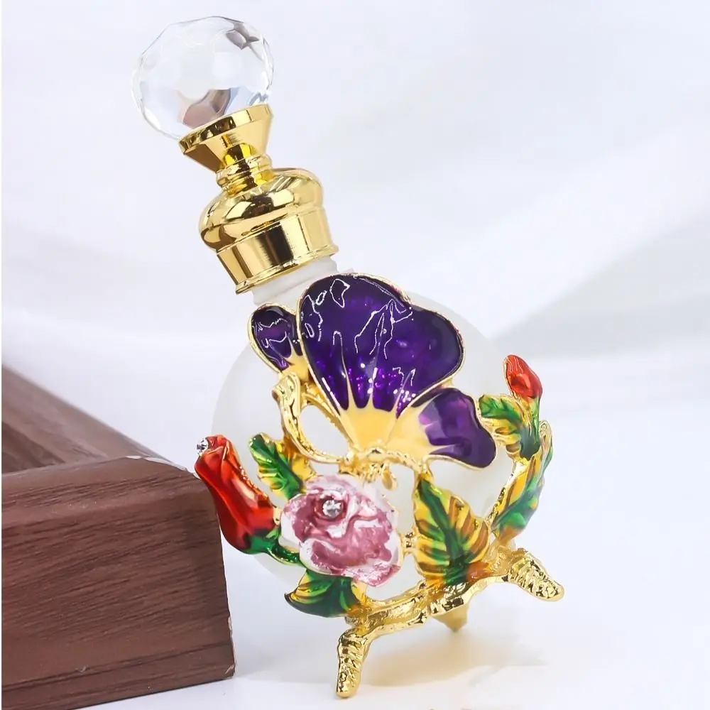 Wedding Decor 25ml Perfume Bottle Empty Vintage Essential Oil Bottle Antique Butterfly Refillable Oil Dispenser Bottle Women