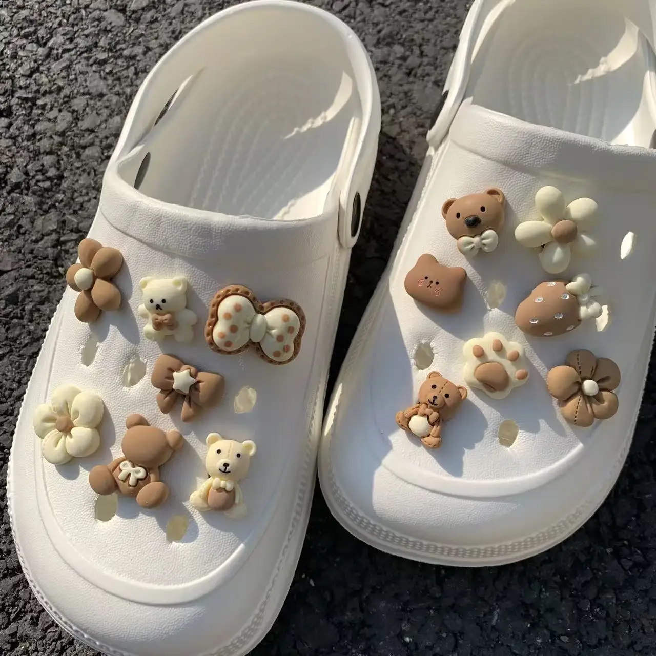 14pcs Fashion Shoe Charms Set Accessories Hole Shoe Buckle Cute Resin Bear Flower Bow DIY Shoes Decorations