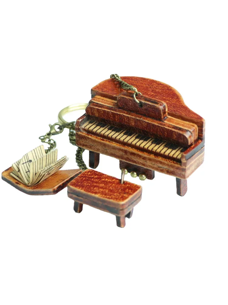 

Handmade musical instruments, piano keychains, vintage art, fresh leather, creative keybags, pendants, gifts