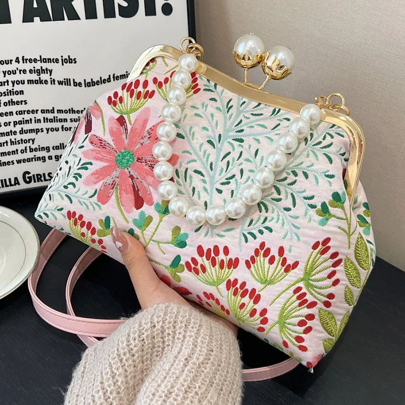 Donne verde rosa tela Shell Clips fiore frizione borse a tracolla Designer Daily Pearls Handbag Retro Lady Chain Crossbody Bags