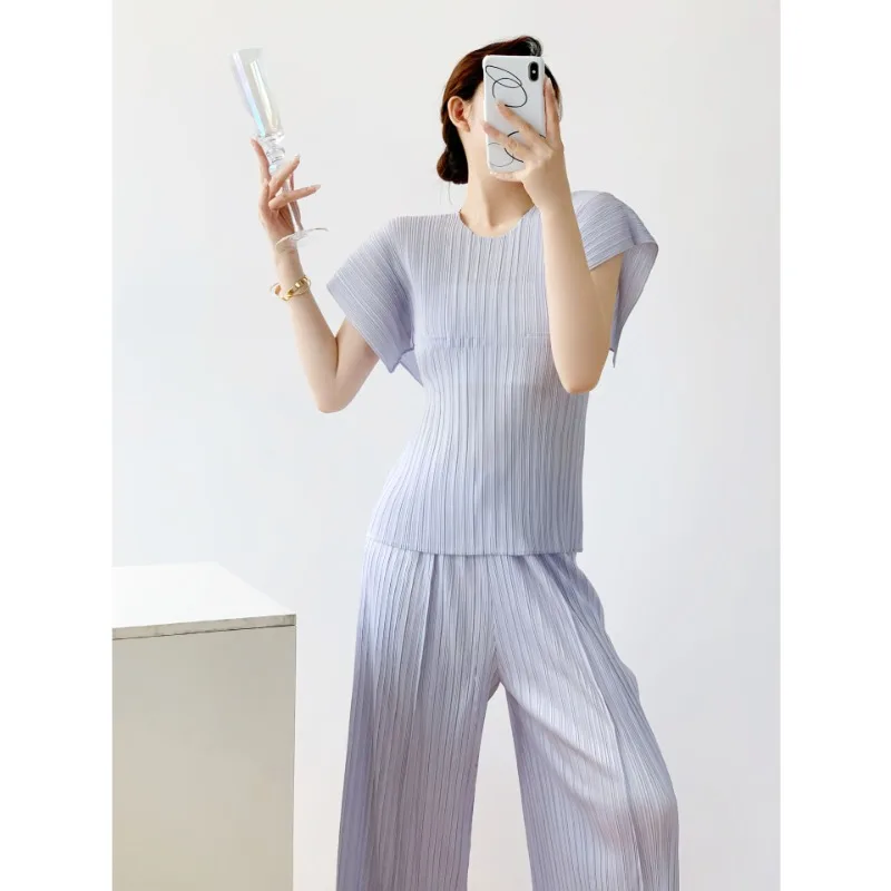 

Miyake 2025 Summer Folded Top Women's Splicing Cutting Design Solid Color High Fashion Round Neck Short Sleeve Folding T-shirt