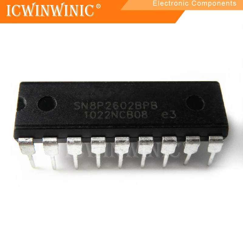 SN8P2602Baf, SN8P2602, 10 pièces