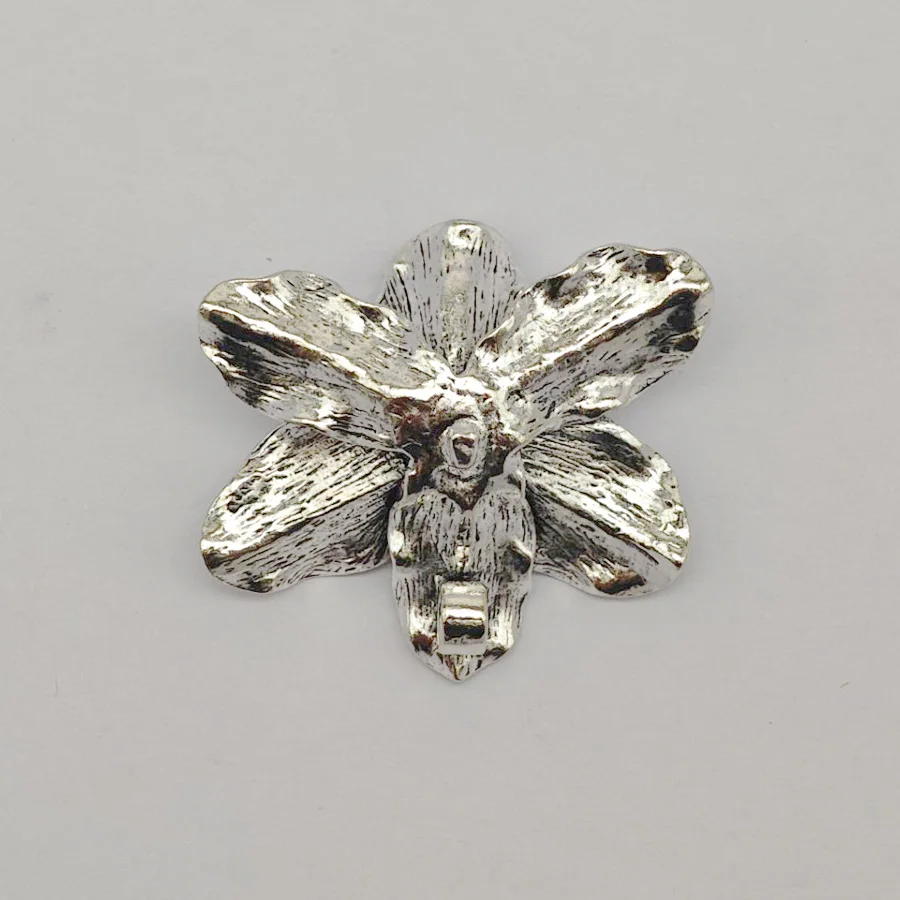 6pcs/pack Wholesale Alloy Silver Color Tone Orchid Pendant Apricot Flower Shaped Charm Pendants Craft DIY Findings