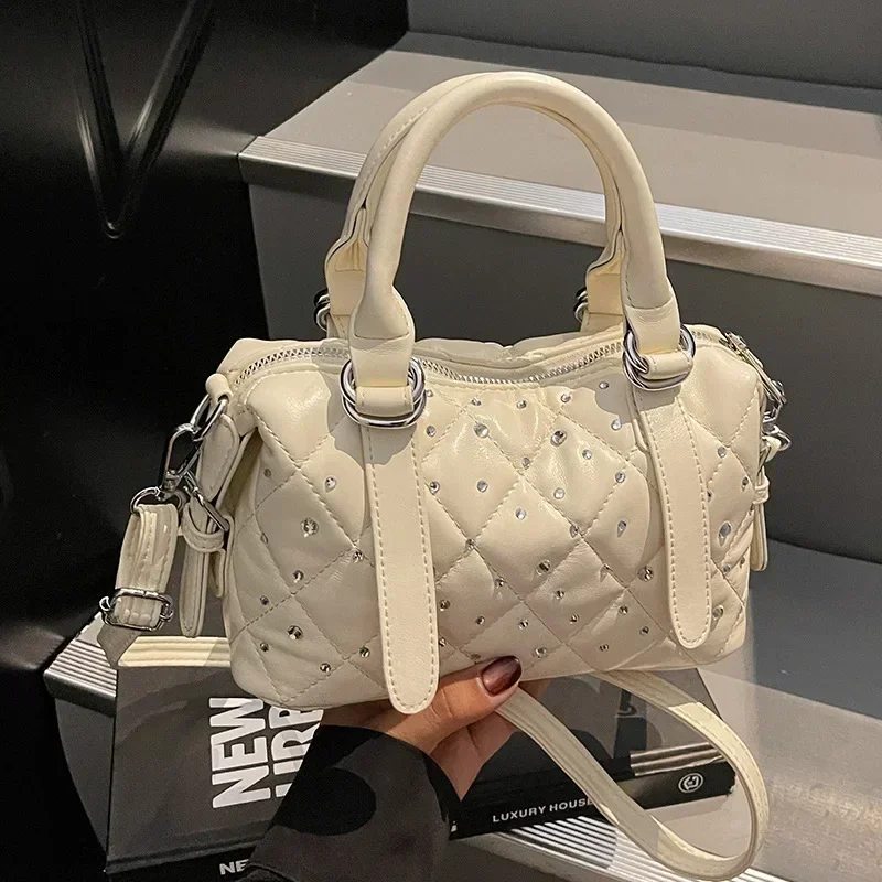2025 Nuova borsa a botte trapuntata con strass, borsa Boston vintage, tracolla