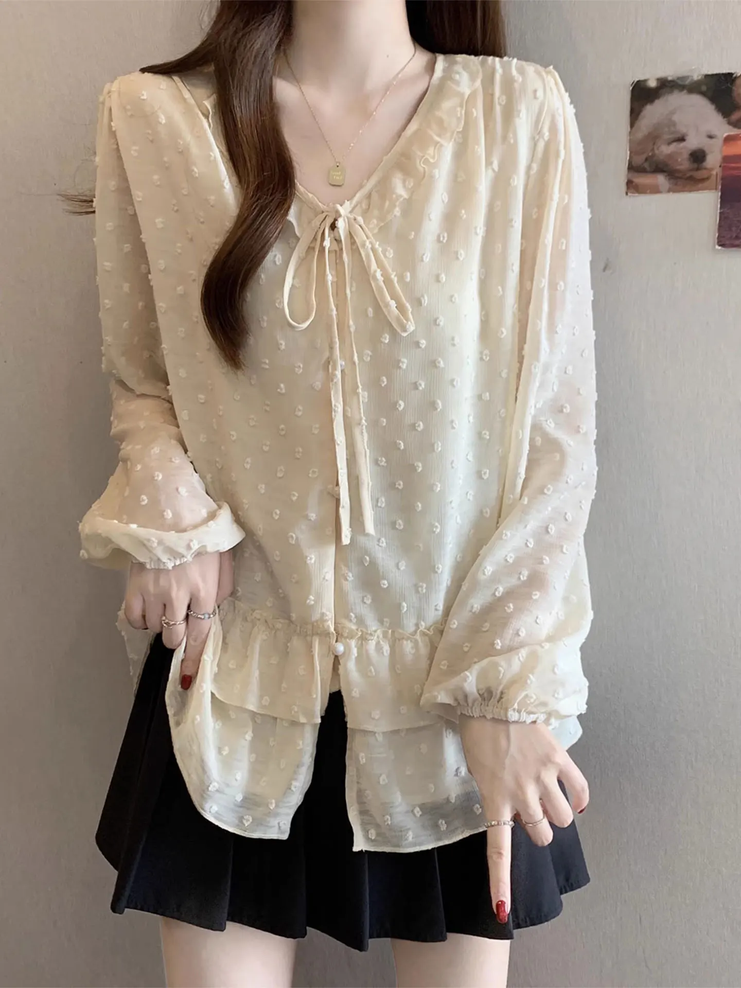 

Женская шифоновая блузка с V-образным вырезом и длинными рукавами, повседневная, свободного кроя, на весну-лето-осень, больших размеров, с пуговицами, из чистого шифона