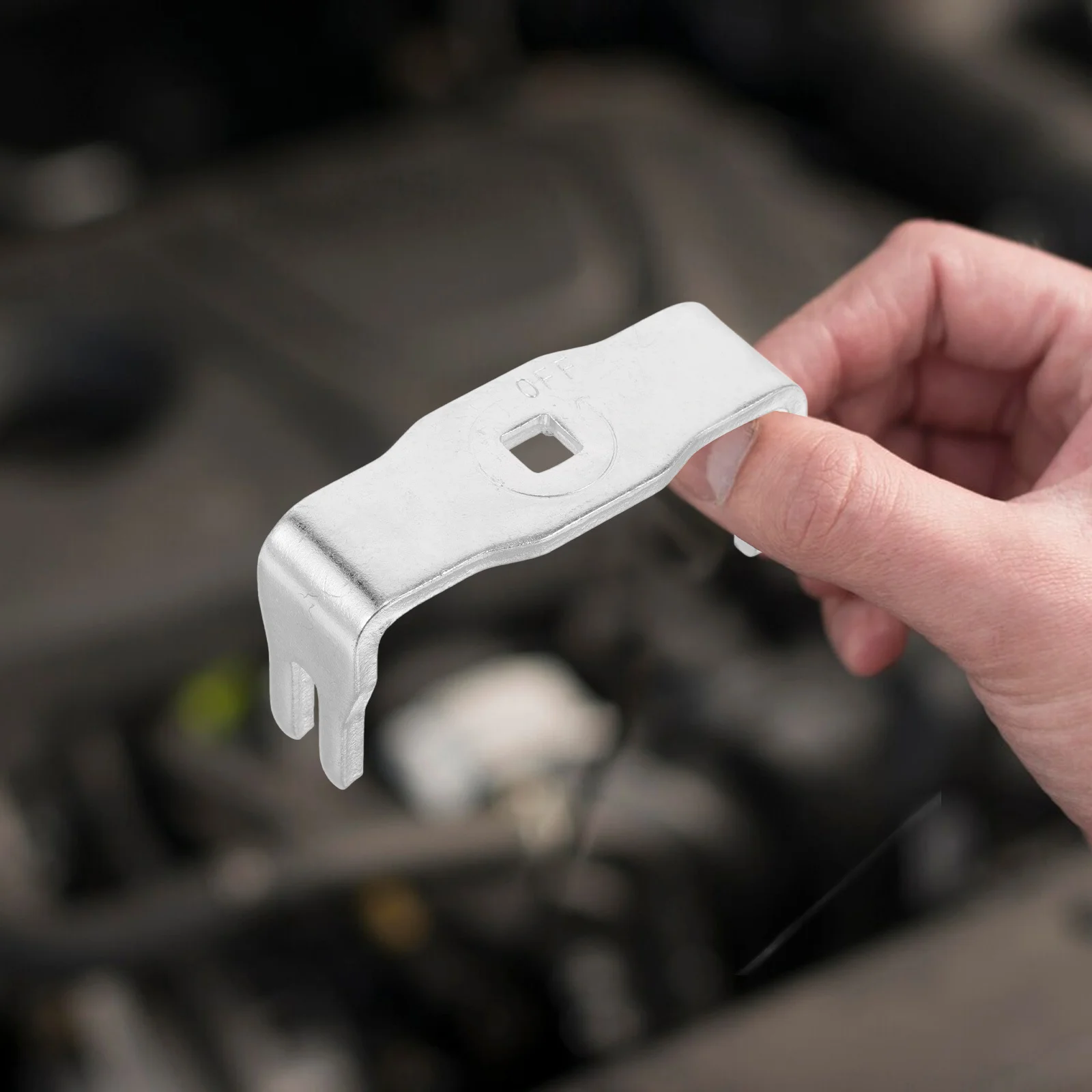 

Oil Filter Wrench Metal Heavy Duty Removal Tool for Engine Maintenance Universal Oil Filter Socket Cap Durable