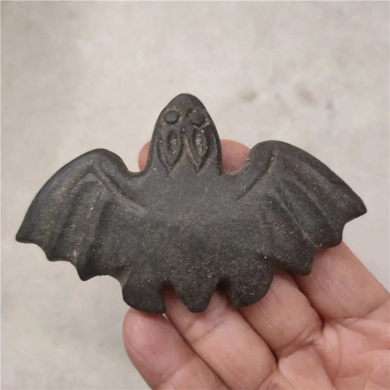 Antique Old Crafts Iron Stone Red Mountain Culture Bat Pendant Jade Pendant Le Zi