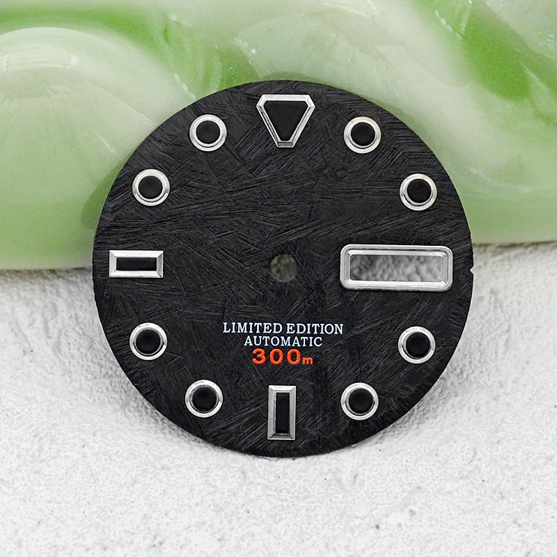 28.5 mm dial NH35 dial compatible with NH35 NH36 7S26 4R35 automatic movement Black watch dial with calendar aperture Spare Part