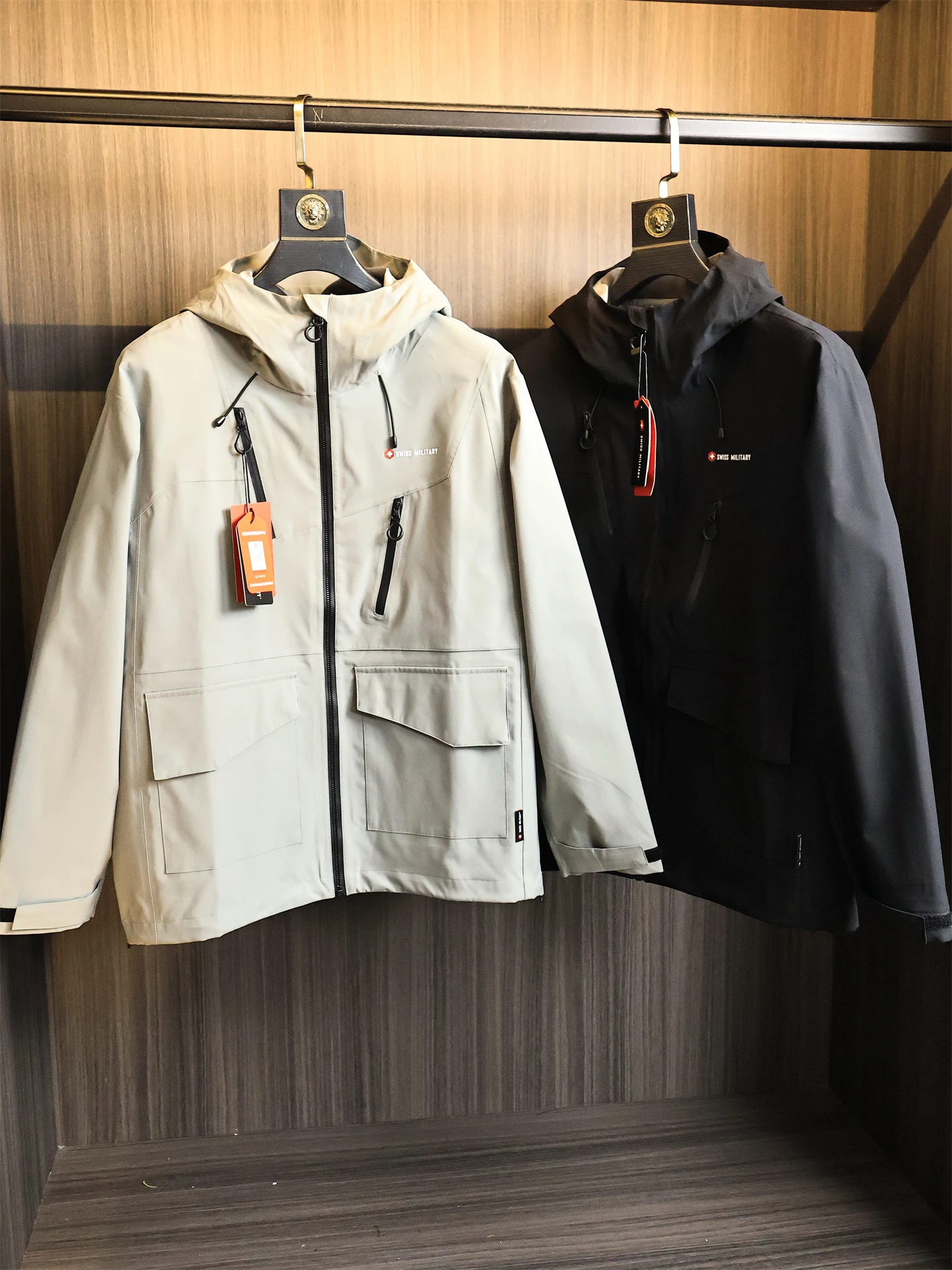 

Men's Outdoor Faionable Urban Sle Waterproof Windproof Hooded Jaet Sl Pred Glue Full Body Durable Autumn Jaet