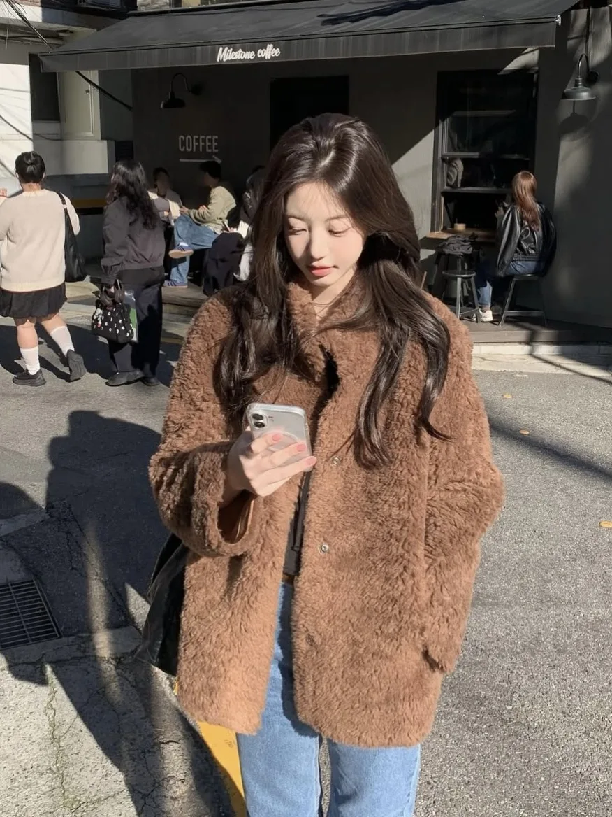 Jaet peludo caído de piel y cuero con cuello levantado de viento suave, abrigo de algodón de piel de cordero suelto para mujer, duradero para uso diario