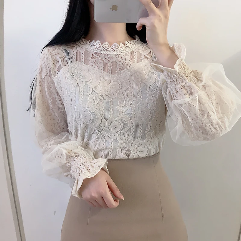 

Women's Lace Base irt Loose Long Sve Transparent Design Korean Sle Commute Pure Color Flared Sve Top