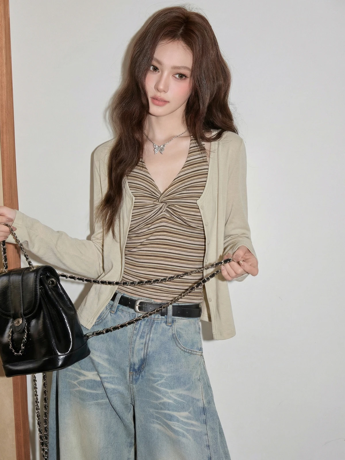 

Женский вязаный комплект из двух предметов: топ на бретельках и дышащая тонкая кофта с длинным рукавом и V-образным вырезом в корейском стиле для весенней моды