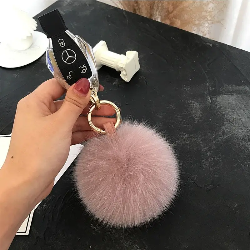 2024 Fluffy Real Fox Fur Ball Poms Keychain For Women Luxury Pompom Keyring Accessories Bag Decoration Emo Trinket Jewelry Gifts