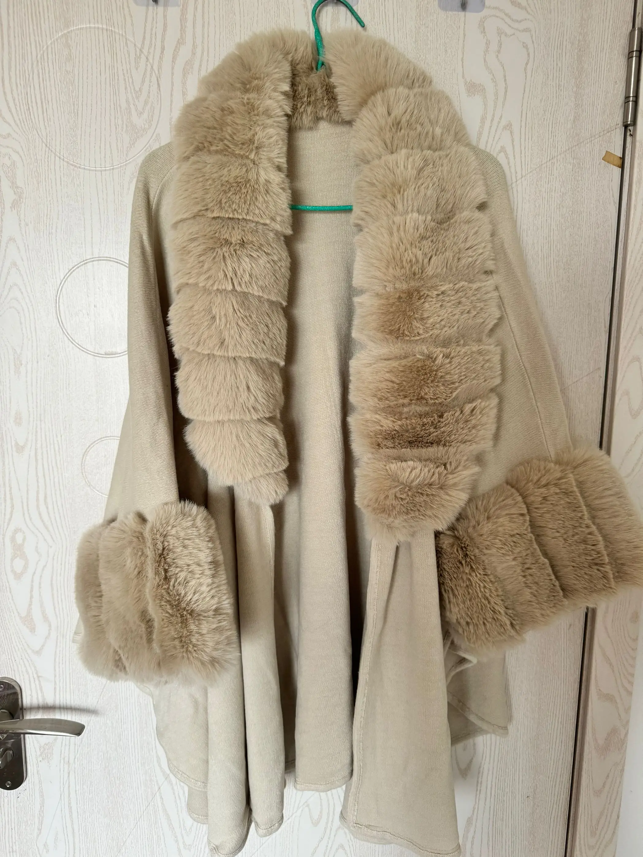 Women Party Overcoat Cashmere Long Sleeve Outstreet Poncho Cloak Winter Faux Rabbit Fur Big Striped Collar Knitted Cardigan Cape