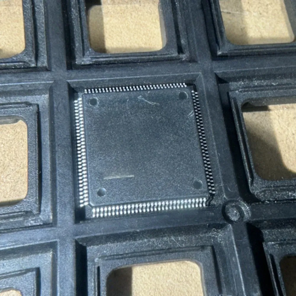 5PCS 6679GH MB9BF406RA PIC18F66J60-I/PT TPS65251 W25Q80BVNIG AD8542A
