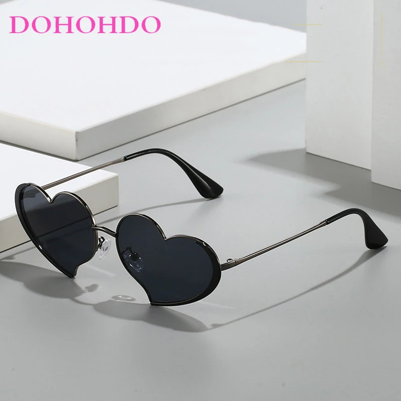 

Fashion Heart Shaped Sunglasses For Women Vintage Metal Frame Sun Glasses Be Popular Lovely Shades Glasses Lentes De Sol UV400